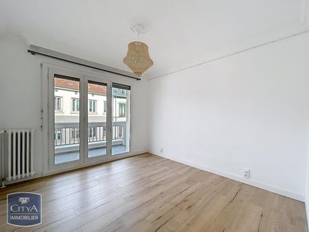 Location Appartement 4 pièces 87m² LYON 5ème - Photo 2