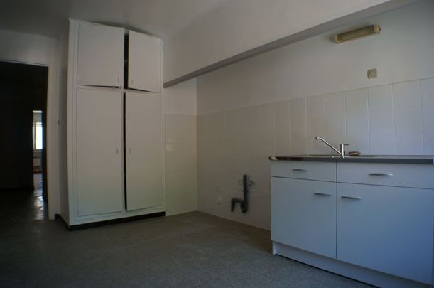 Appartement à louer à Barjols T5 - 142 m2, - Photo 1