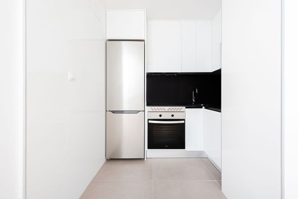 Piso de alquiler en El Algabeño, 67, Conde Orgaz - Piovera - Photo 1