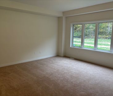 For Lease - 7 Mckernan Avenue, Brantford, Ontario - Photo 6