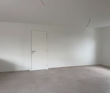 Appartement te huur in Hasselt voor € 1.180 met 2 slaapkamers - Photo 2