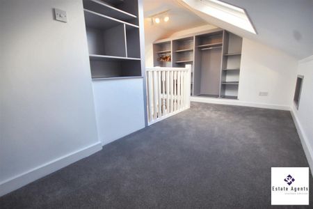 3 Bedroom House - Terraced To Let - Photo 5