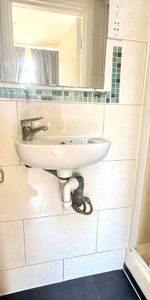 Blythe Road, Shepherds Bush, W14 - Photo 4