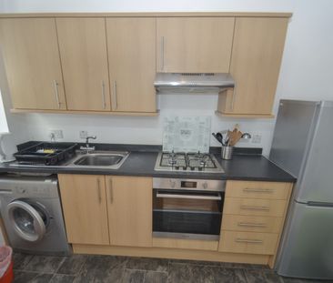 1 bed flat to rent in Tulloch Street, Glasgow, G44 - Photo 3