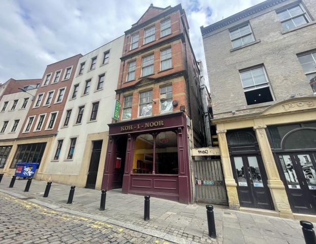 Cloth Market, Newcastle Upon Tyne - Photo 1