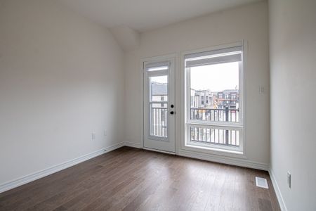 For Lease - 432 Salem Road, Ajax, Ontario - Photo 3