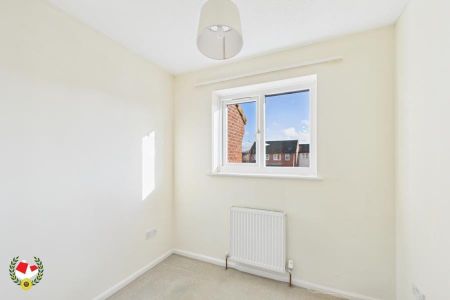 Maple Close, Hardwicke, Gloucester - Photo 2