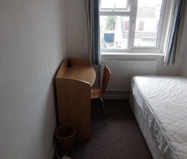 4 bedroom house share to rent - Photo 6