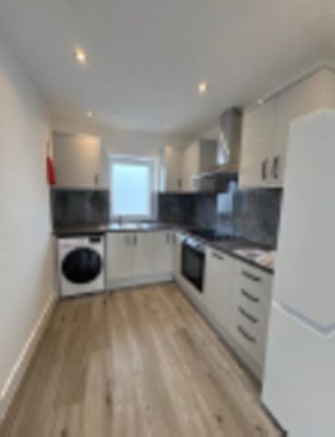 2 Bed Maisonette, High Road, E11 - Photo 5