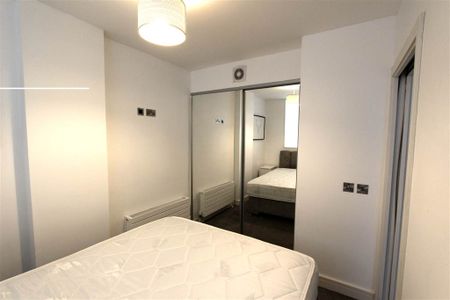 Apt 47 The Gallery, 71 Dublin Road , Belfast, BT2 7HG - Photo 2
