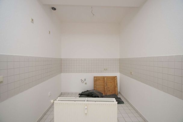 Barock mitten in Limbach-Oberfrohna: Helle Wohnung im Hinterhaus! - Foto 1