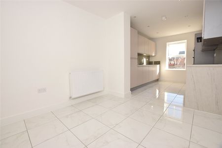 149, Magnolia Road, Seacroft, Leeds, West Yorkshire, LS14 6WQ - Photo 3