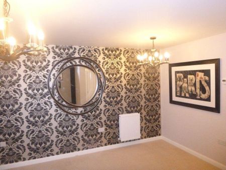 3 bedroom terraced house to rent - Photo 3