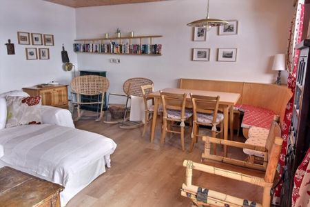 Apartment for rent by the week on the village square - Photo 3