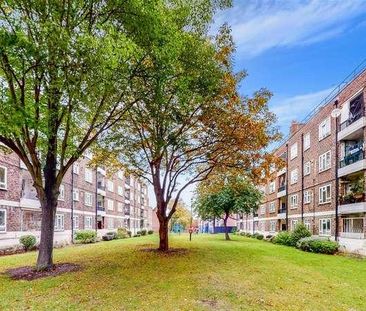 Greenleaf Close, Tulse Hill, London, SW2 - Photo 2