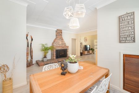 11 Montrose Avenue, Adamstown Heights NSW 2289 - Photo 4