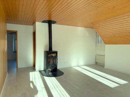 «HEIMELIGE DACHWOHNUNG AN RUHIGER LAGE» - Foto 2