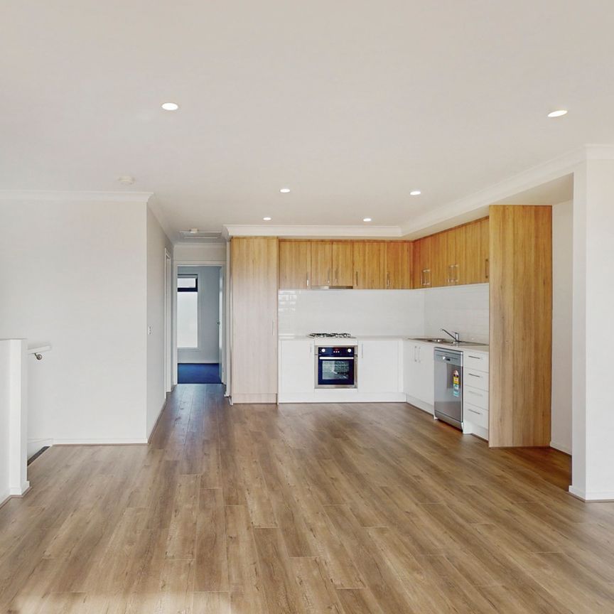 7 Bodega Walk, Brookfield VIC 3338 - Townhouse For Rent | Domain - Photo 1