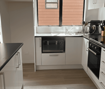 2 Bedroom Unit - Photo 2