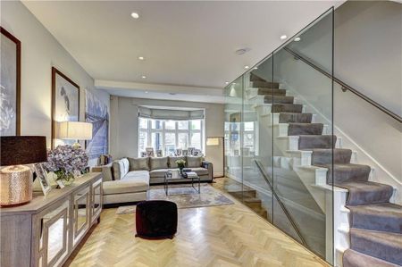 3 Bed Terraced House, De Vere Cottages, W8 - Photo 2