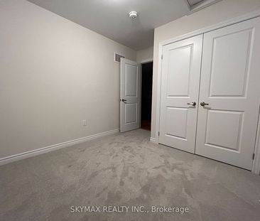 For Lease - 96 Halliford Place, Brampton, Ontario - Photo 4