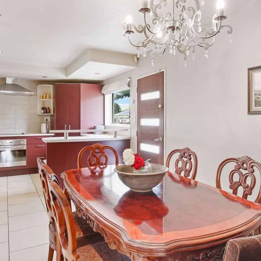 Burnside Beauty - 2 Bedroom Home - Photo 1