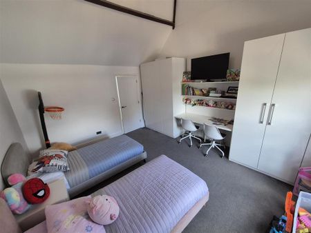 2 bedroom townhouse to rent - Photo 4