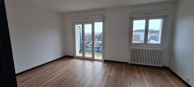 Location Appartement 5 pièces 84m² - Photo 1