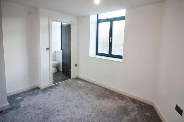 Old Canal Street, Bradford, BD1 - Photo 1