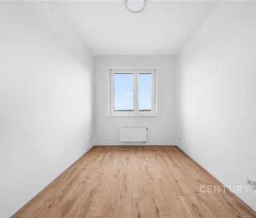 Světlý a Moderní Byt 2+kk s Balkonem a Sklepem, Okamžitě Volný, Hos... - Photo 2