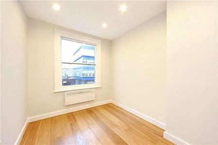 Chalk Farm Road, Chalk Farm, London, NW1 - Photo 4