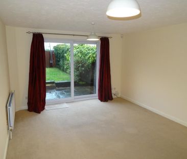 2 bedroom end of terrace house to rent - Photo 1