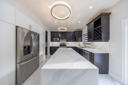 For Lease - 96 Maverick Crescent, Vaughan, Ontario - Photo 4