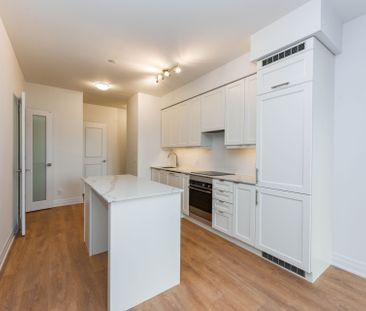 For Lease - 30 Elm Drive Unit# 206, Mississauga, Ontario - Photo 1