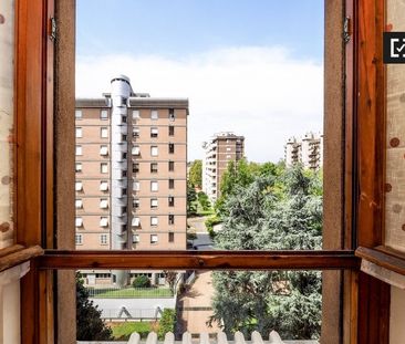 milan, Lombardy 20156 - Photo 3