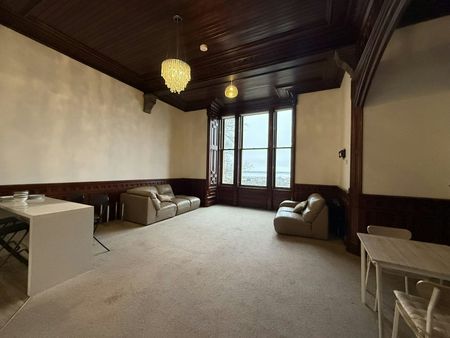 Flat to rent on - Photo 2