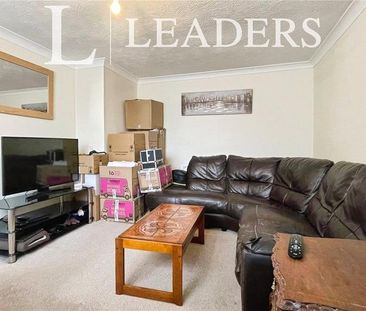 3 bedroom terraced house to rent - Photo 6