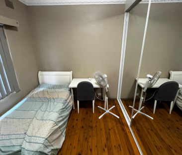 Hurstville - Photo 1