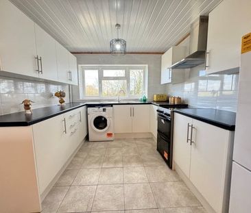 Truro, Truro, TR1 - Photo 3