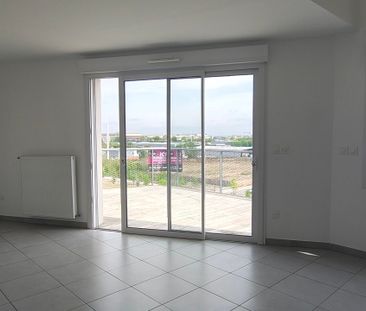 Location Appartement 4 pièces 74m² TOULOUSE 31300 - Photo 2