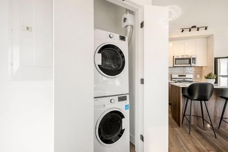 The Monterey - Photo 5