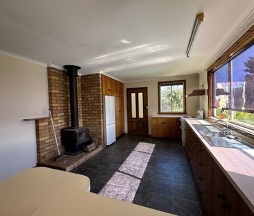 Home with acreage - Photo 1