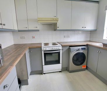 1 bedroom ground floor flat to rent - Photo 5