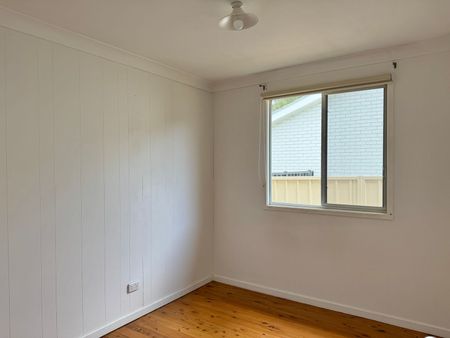 Coastal Charm - Photo 3