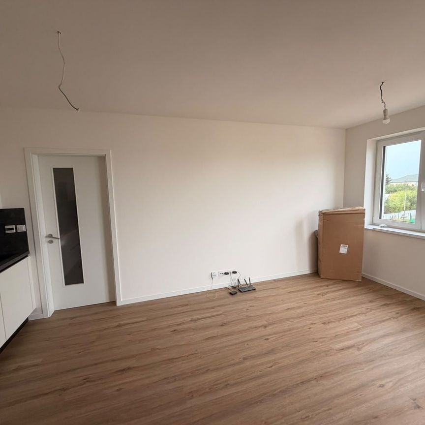 Pronájem bytu 2+kk • 46 m² bez realitkyGenerála Bočka, Praha - Kbely - Photo 1