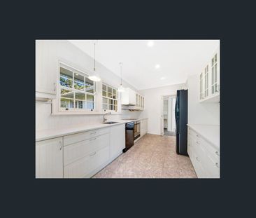 35 Allara Avenue, North Turramurra, NSW 2074 - Photo 4