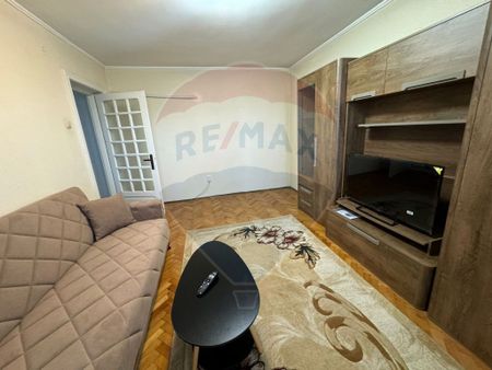 Apartament de inchiriat în zona Sarari - Photo 3