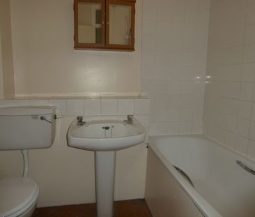 1 bedroom Flat - OSTERLEY CLOSE, STEVENAGE - Photo 5