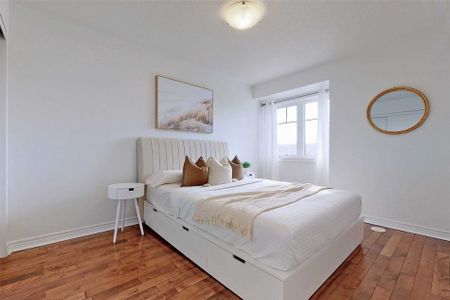 For Lease - 46 Artania Street, Oshawa, Ontario - Photo 3