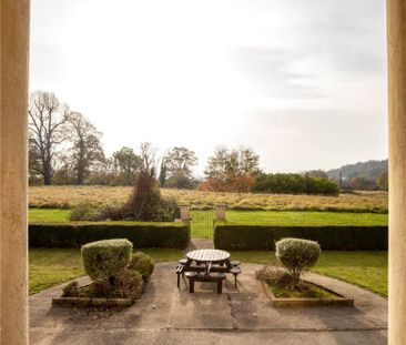 Beech House, - Photo 5